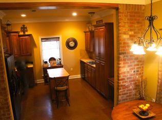 11658 Rosedale Rd, Port Allen, LA 70767