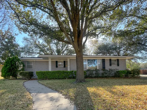 2324 N 50th St, Waco, TX 76710