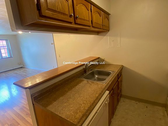 4th image of 148 Sycamore St APT 11