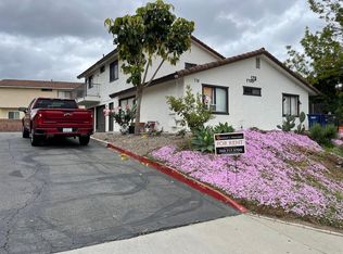 178 E East Dr #B, Vista, CA 92084