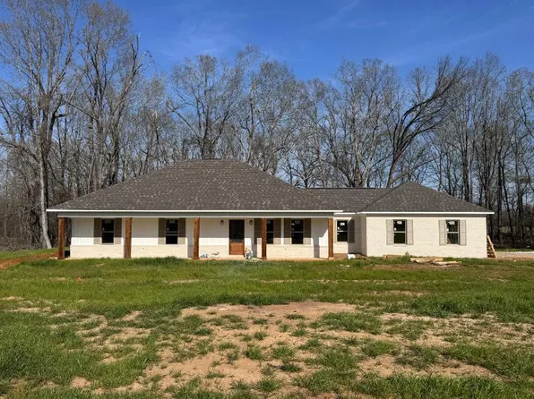 154 Holly Trl, Pontotoc, MS 38863