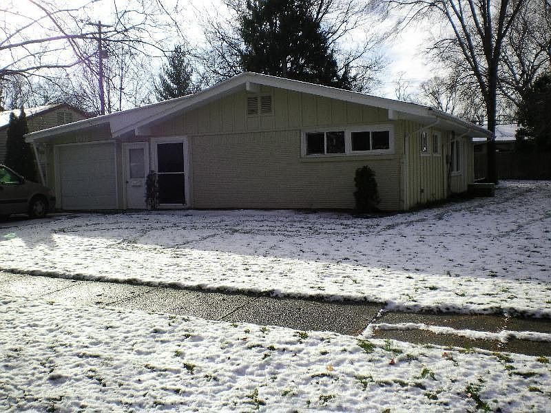 1st image of 1911 Bayberry Ln
