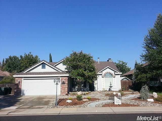 1st image of 217 Gainsborough Ct