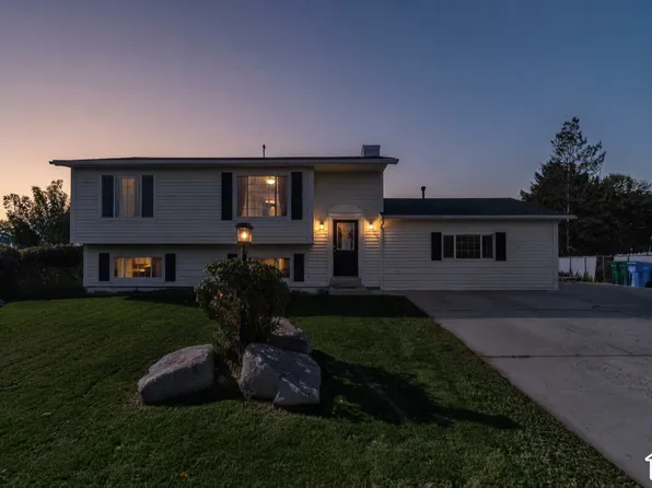 2157 W 11970 S, Riverton, UT 84065