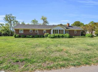 335 N Suber Rd, Greer, SC 29651