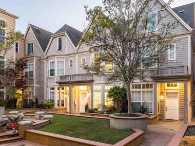 230 Bryant St APT 4, Mountain View, CA, 94041