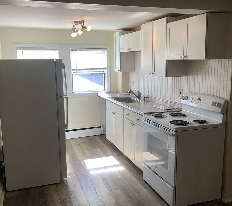 1st image of 54 Longwood Ave Unit 22