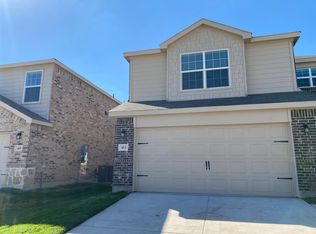 408 Alton St, Van Alstyne, TX 75495