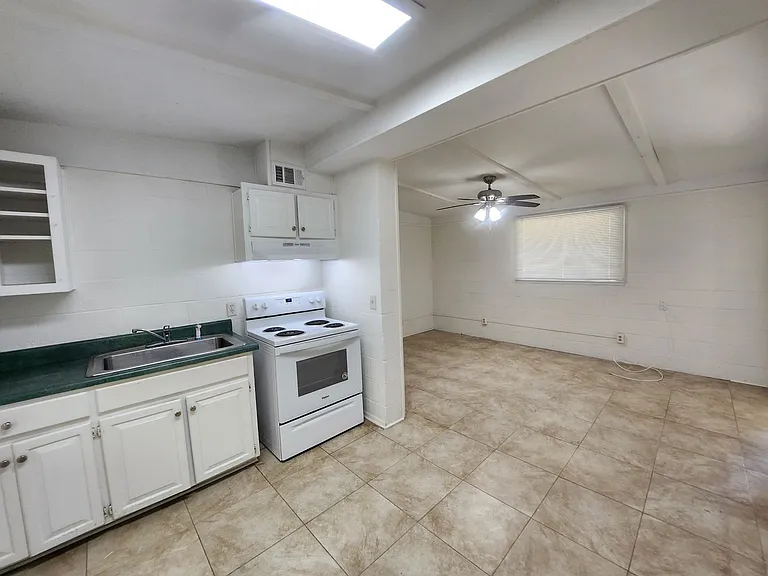 2 Nevada Cir — Photo 11