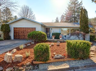 2310 Lupine Dr, Ashland, OR 97520