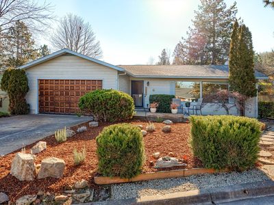 2310 Lupine Dr, Ashland, OR, 97520