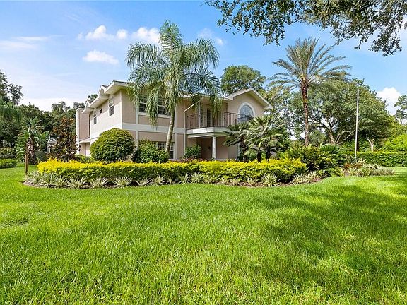 5th image of 835 Wildwood Dr