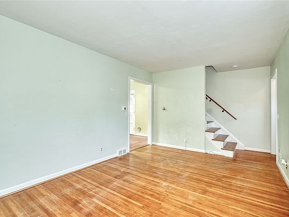 5th image of 989 Atlantic Ave