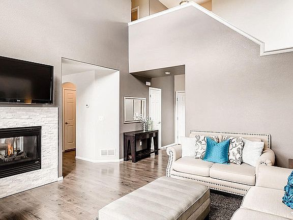 4th image of 9329 Portmarnock Ct