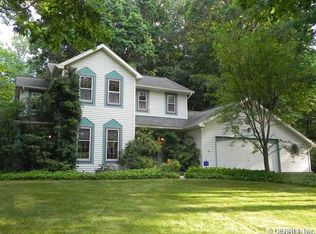 431 Murwood Ln, Webster, NY 14580