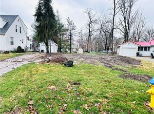 3421 Prairie Ave, Mattoon, IL 61938