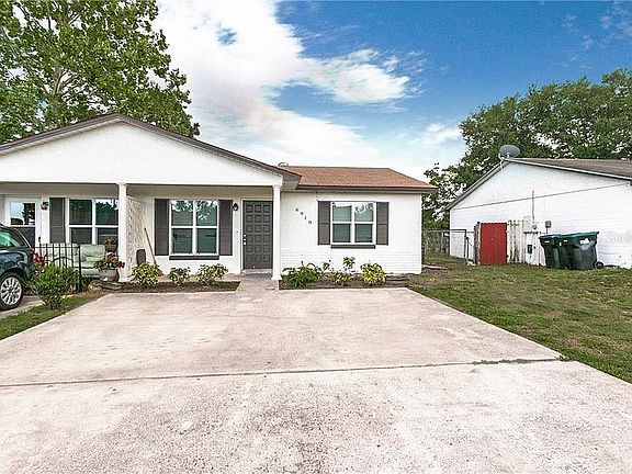 4th image of 6920 Edgefield Ln #1