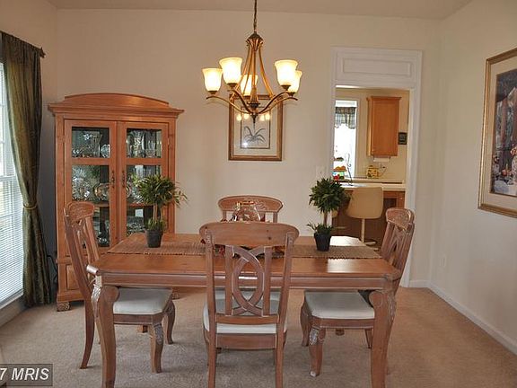 5th image of 29665 Lyons Dr