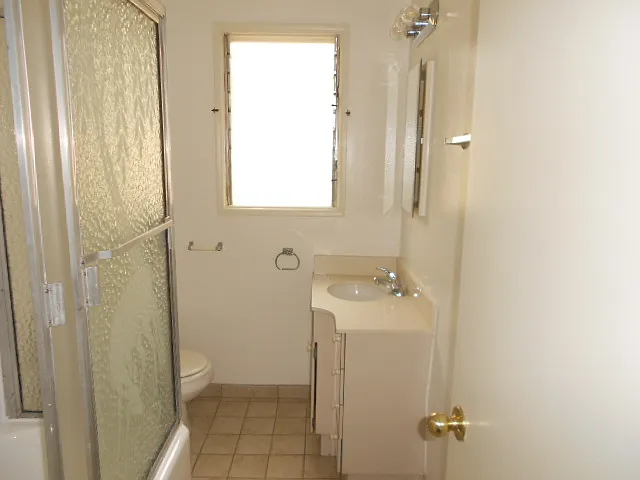 1457 S Westgate Ave #D — Photo 17