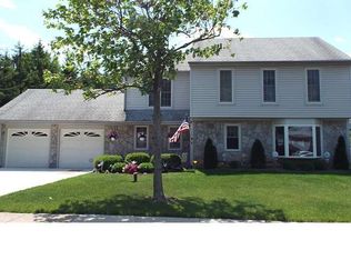 620 S Oxford Valley Rd, Fairless Hills, PA 19030