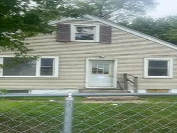 667 E Saint Germain St, Saint Cloud, MN 56304