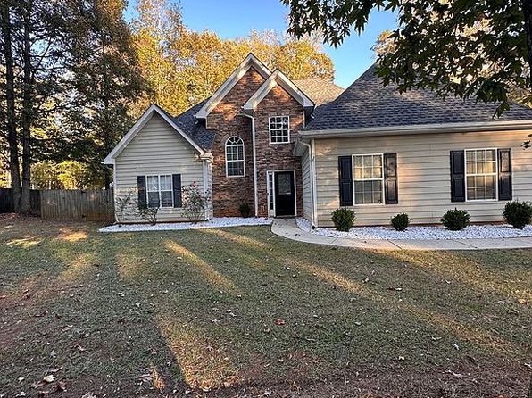 158 River Park Cir