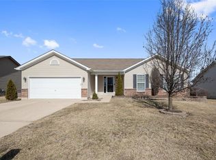 71 Saint Francis Dr, Troy, MO 63379