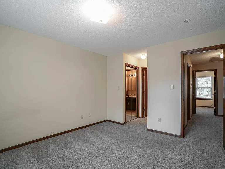 609 SE Bayberry Ln #A — Photo 18