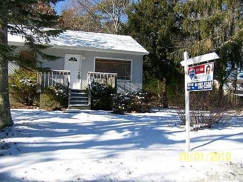 2nd image of 39 Glider Ave