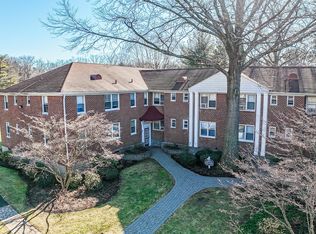 185 Bryant Avenue #1C, White Plains, NY
