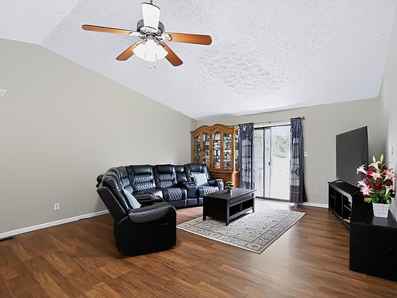 4th image of 4510 Stone Mill Dr