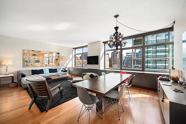 1st image of 1 Morton Sq APT 10CE