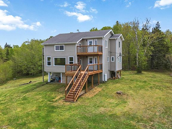 5th image of 864 Chipman Brook Rd