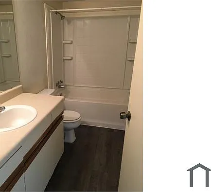 624 W Collins St — Photo 10