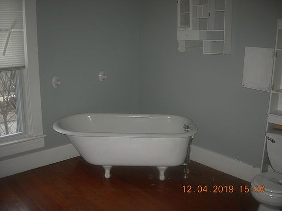 2nd image of 759 E South St