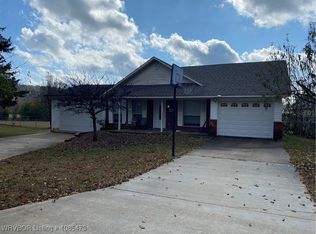 201 Gar Creek Ln, Ozark, AR 72949