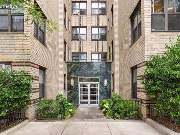 350 Cabrini Boulevard 1A image 11 of 12