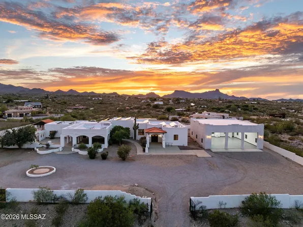 6241 N Panorama Dr, Tucson, AZ 85743