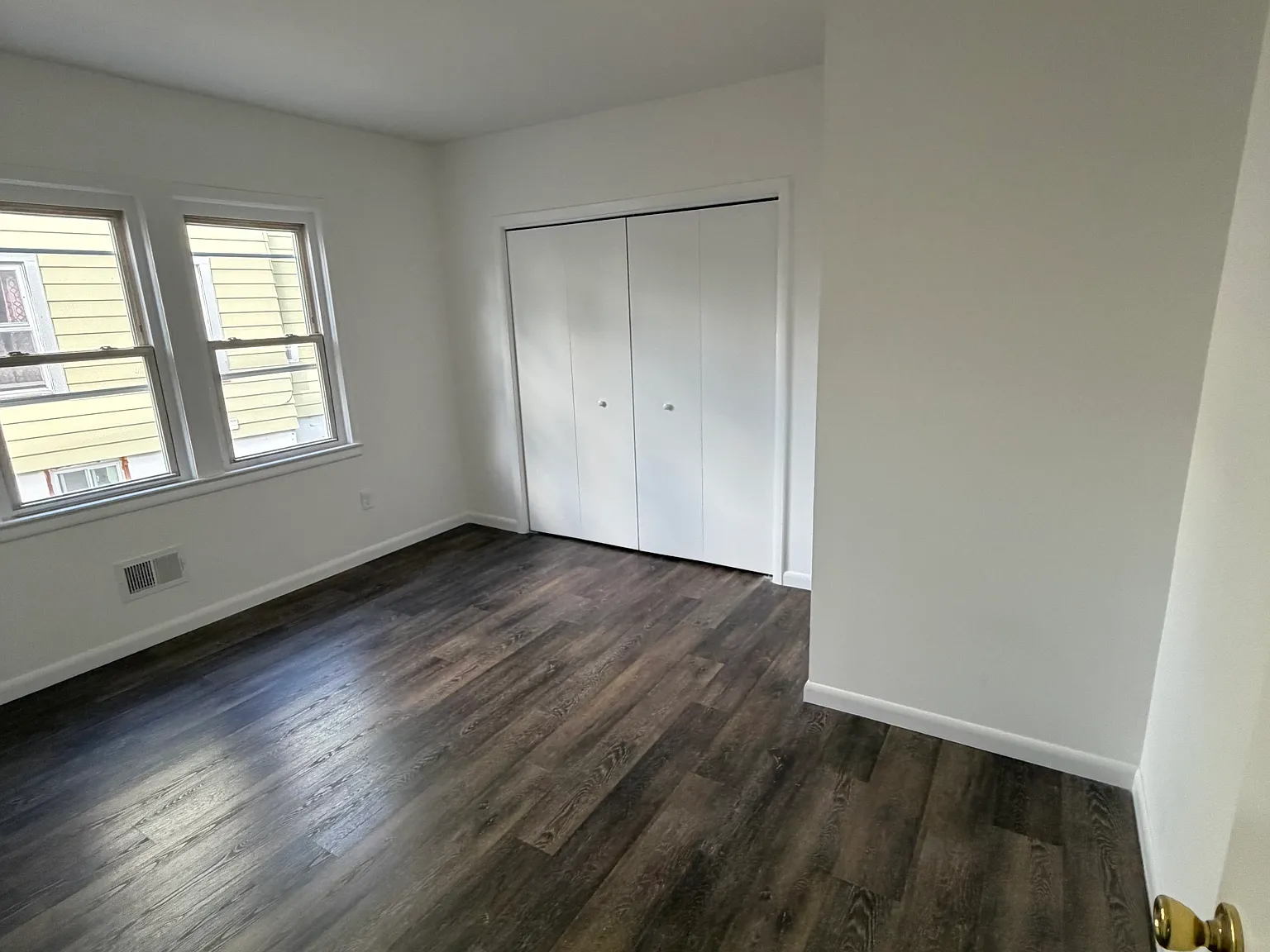 66 Broughton Ave — Photo 3
