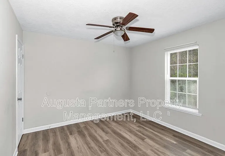 2114 Vandivere Rd #B — Photo 9