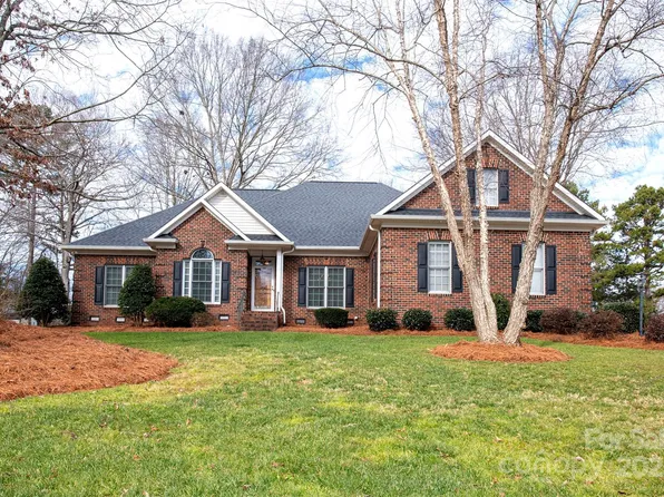 1005 Woodhurst Dr, Monroe, NC 28110