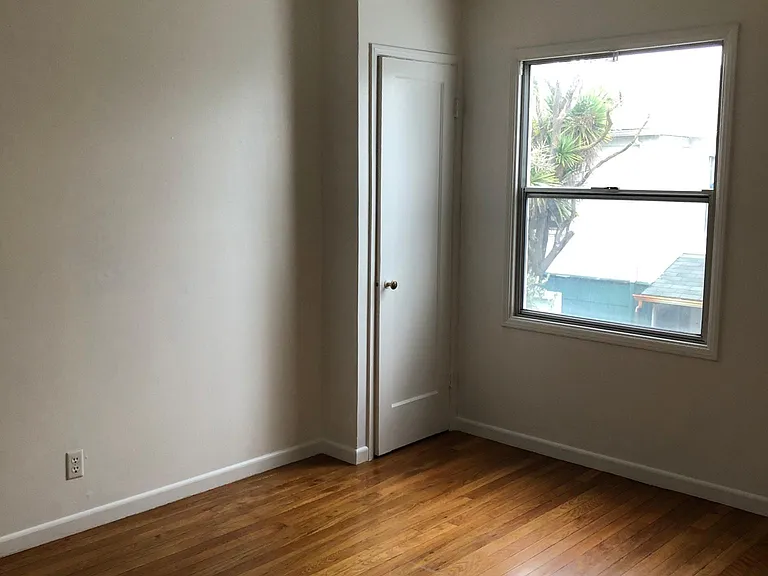 934 Solano Ave — Photo 3