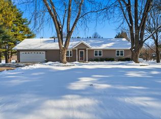 12656 Schleder Rd, Pekin, IL 61554