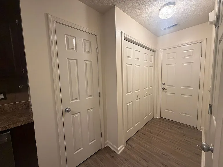 3290 Valencia Dr — Photo 16