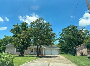 7509 Oriole Dr, Texas City, TX 77591