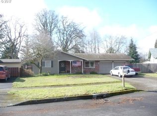 327 NW Overlook Dr, Vancouver, WA 98665