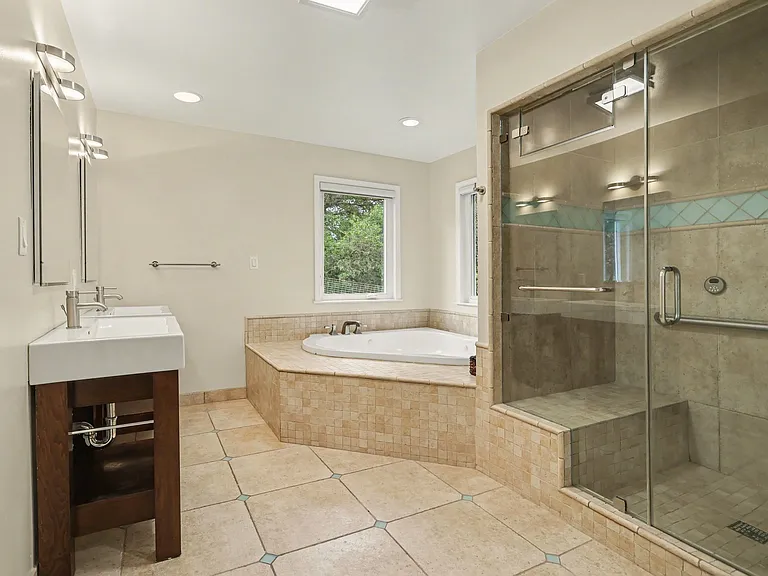 4 Dale Ct — Photo 17