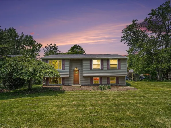 1474 Deermont Ave, Madison, OH 44057