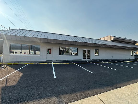 2nd image of 245 SE G St