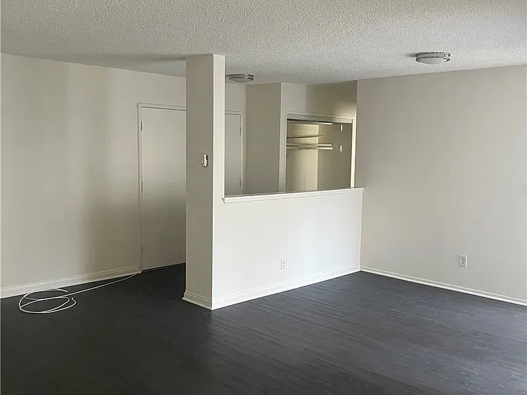 5625 Sumner Way — Photo 6